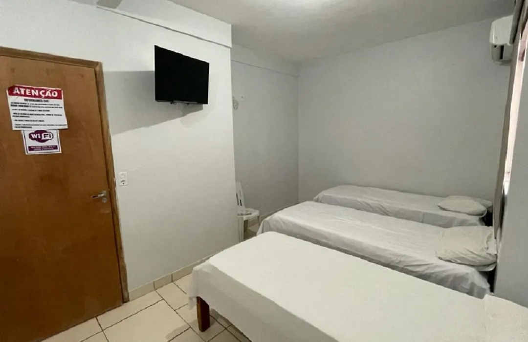 Hotel Oliveira 44-1